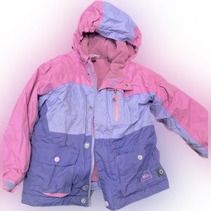 REI kids coat size 4T